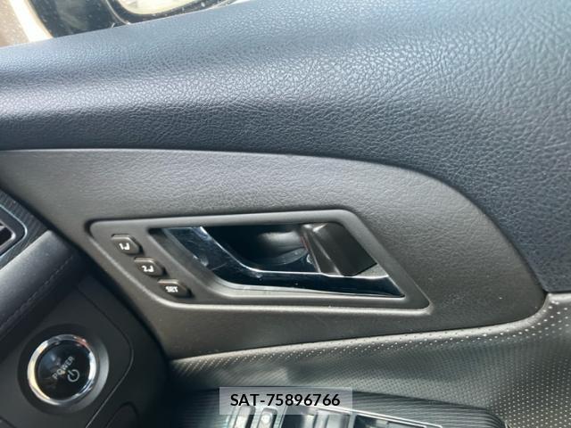 Toyota KLUGER HYBRID 2008-10 8372971-18