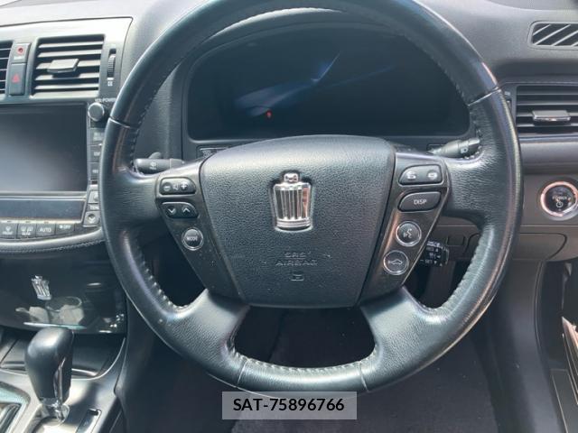 Toyota KLUGER HYBRID 2008-10 8372971-6