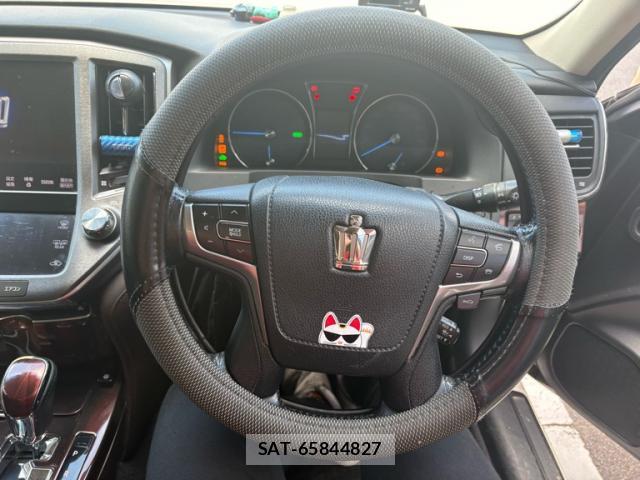 Toyota KLUGER HYBRID 2013-06 8372987-9
