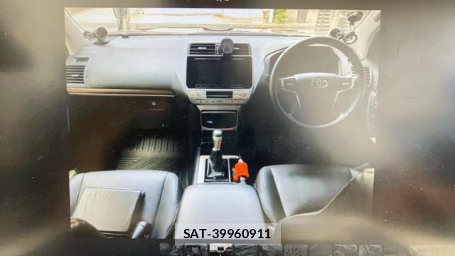 Toyota LAND CRUISER PRADO 2022-11 8372966-2