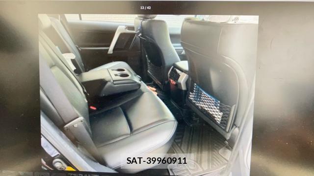 Toyota LAND CRUISER PRADO 2022-11 8372966-7