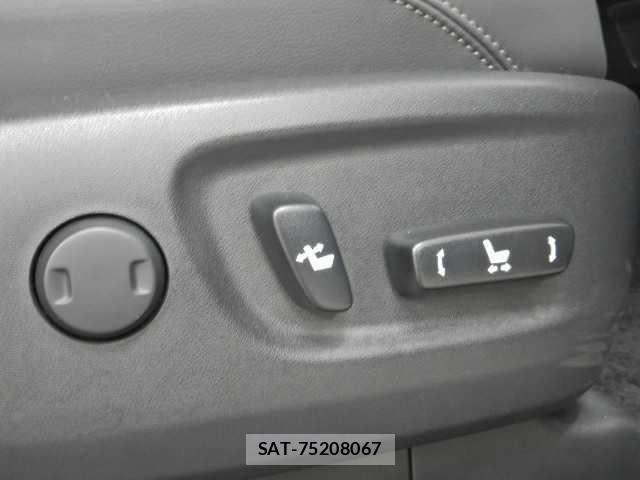 Toyota LAND CRUISER PRADO 2022-11 8373214-11