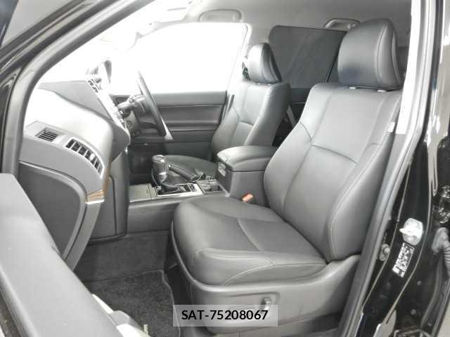 Toyota LAND CRUISER PRADO 2022-11 8373214-16