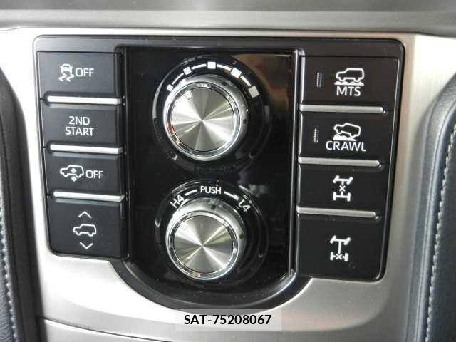 Toyota LAND CRUISER PRADO 2022-11 8373214-4