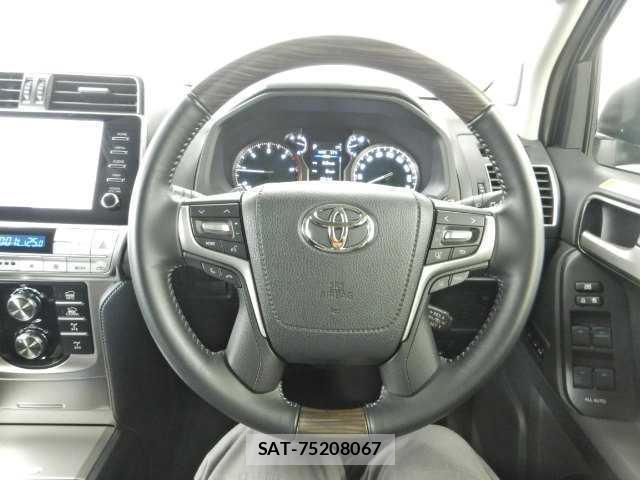 Toyota LAND CRUISER PRADO 2022-11 8373214-7