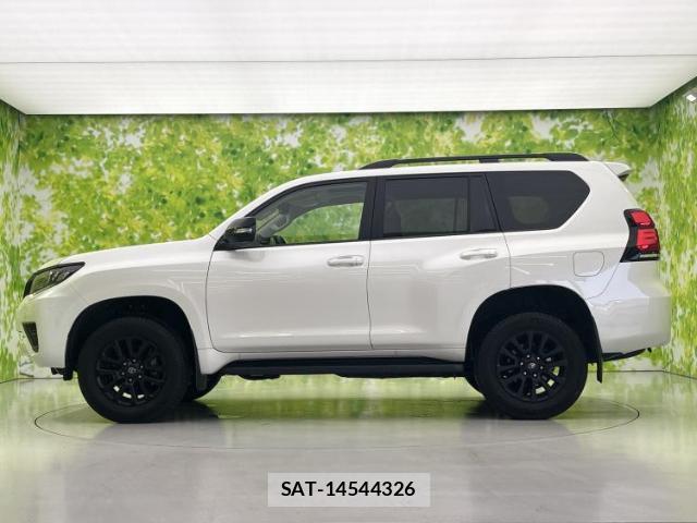 Toyota LAND CRUISER PRADO 2023-03 8374274-1