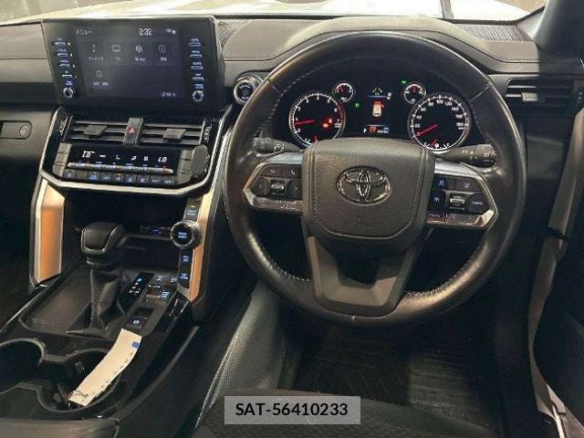 Toyota LAND CRUISER 2023-08 8372560-3