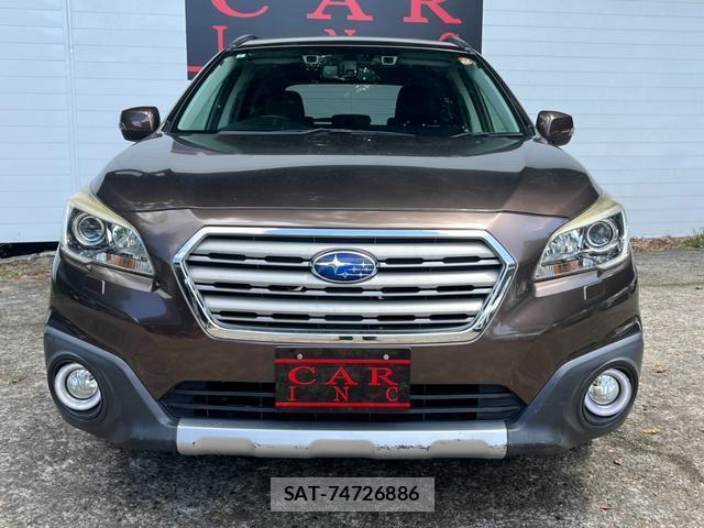 Subaru OUTBACK 2017-07 8372613-2