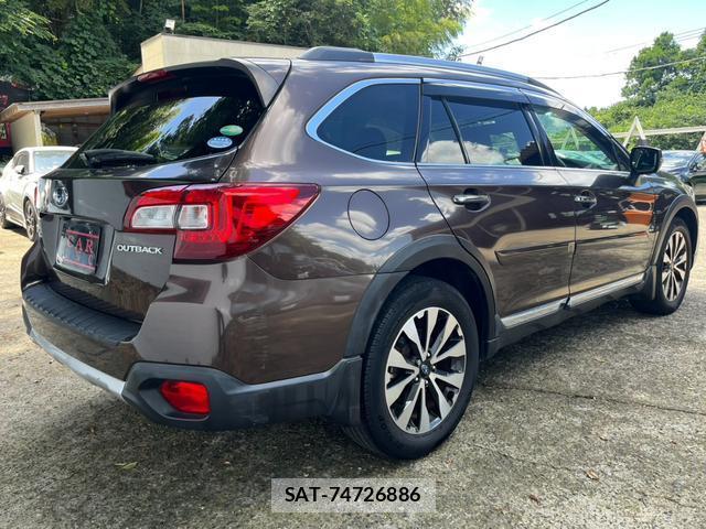 Subaru OUTBACK 2017-07 8372613-5