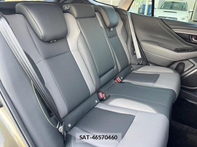 Subaru OUTBACK 2022-12 8373248-10