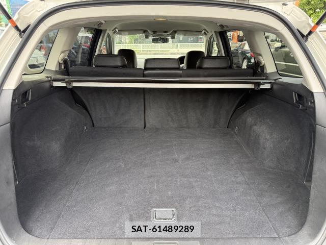 Subaru LEGACY TOURING WAGON 2012-10 8373686-19