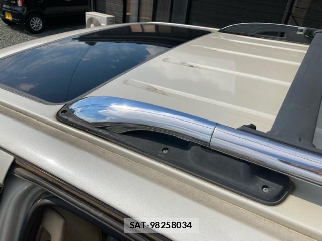 Lincoln NAVIGATOR 2009-11 8372989-11
