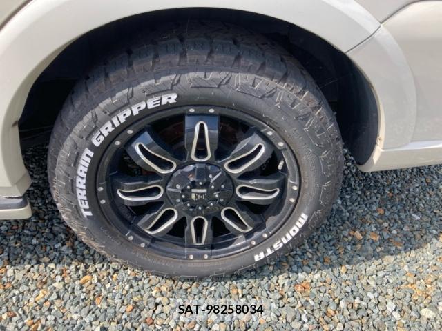 Lincoln NAVIGATOR 2009-11 8372989-3