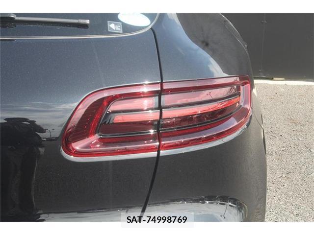 Porsche MACAN 2018-04 8373550-11