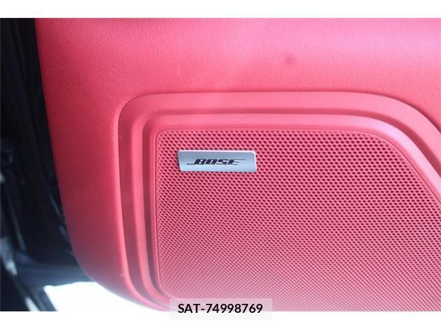 Porsche MACAN 2018-04 8373550-4