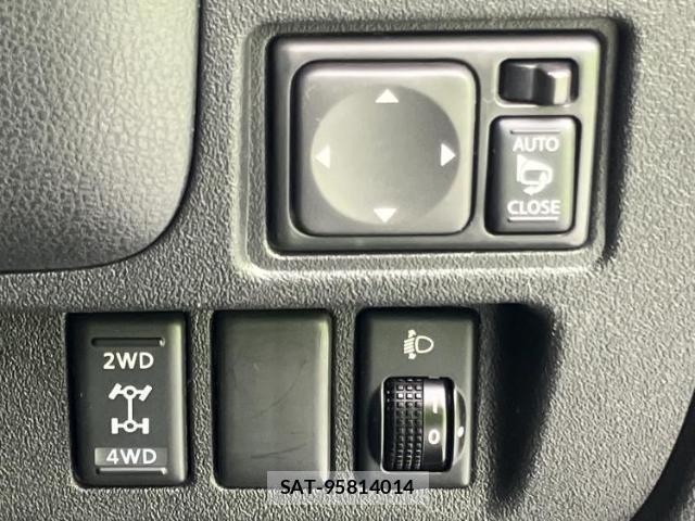 Nissan MARCH 2014-02 8374210-15