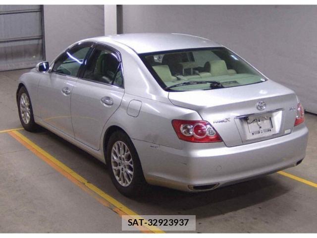 Toyota MARK X 2009-07 8373607-1