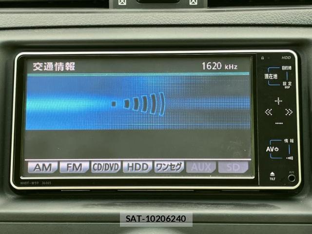 Toyota MARK X 2013-03 8374256-8