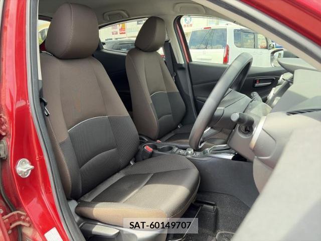 Mazda MAZDA2 2022-09 8372606-3