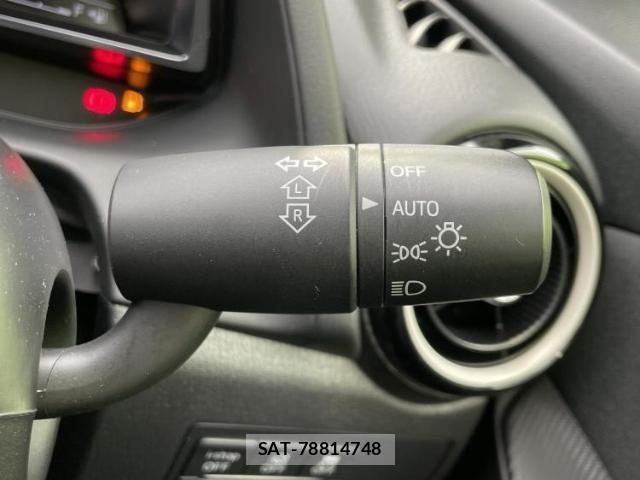 Mazda MAZDA2 2023-04 8374312-15