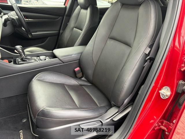 Mazda MAZDA3 2019-06 8373330-17