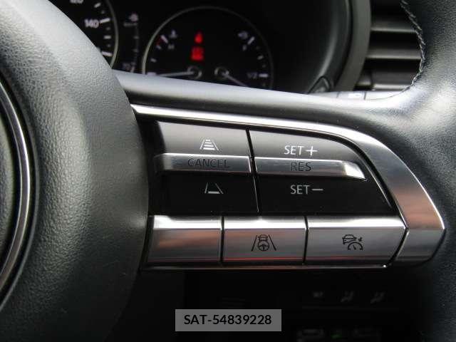 Mazda MAZDA3 2019-09 8374040-4
