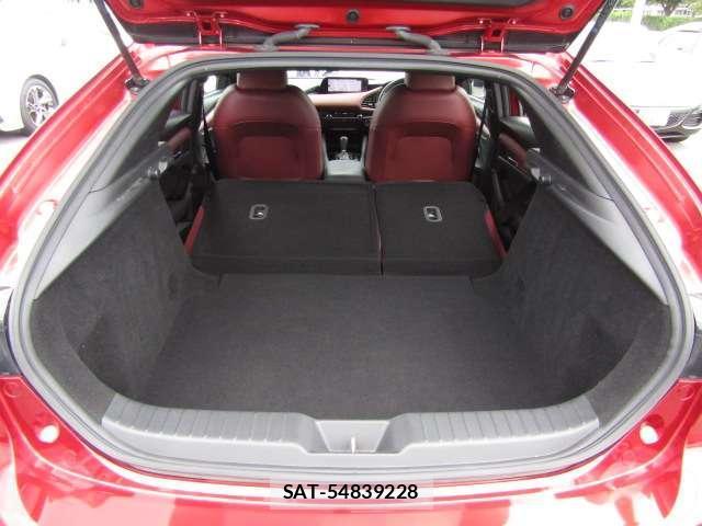 Mazda MAZDA3 2019-09 8374040-9