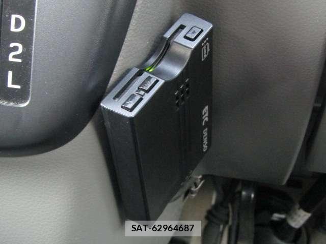 Mitsubishi MINICAB VAN 2018-03 8372477-2