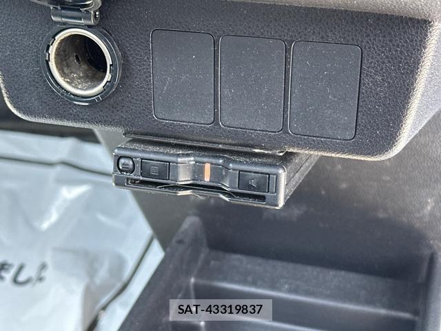 Daihatsu MIRA 2022-04 8372572-3