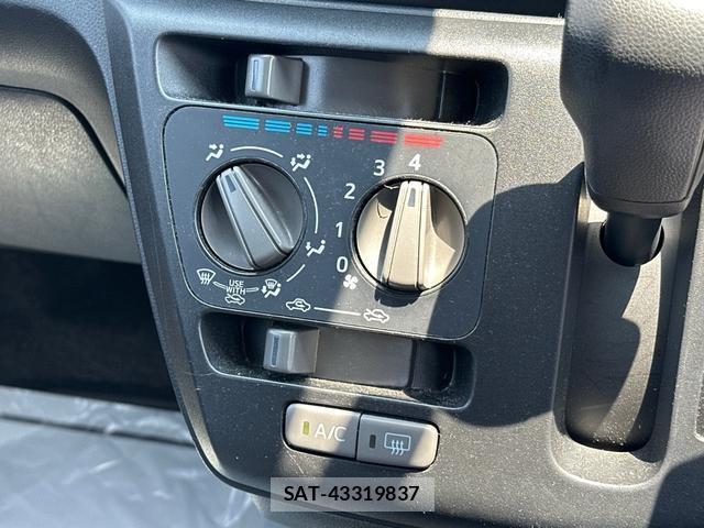 Daihatsu MIRA 2022-04 8372572-4