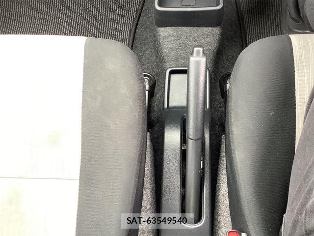 Daihatsu MIRA 2018-04 8372741-9