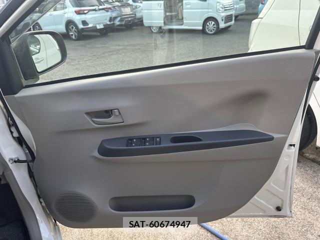 Daihatsu MIRA 2017-05 8373204-12