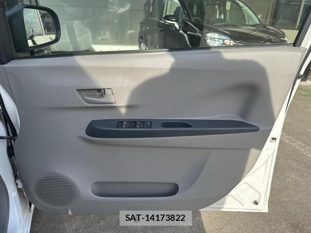 Daihatsu MIRA 2017-05 8373205-13