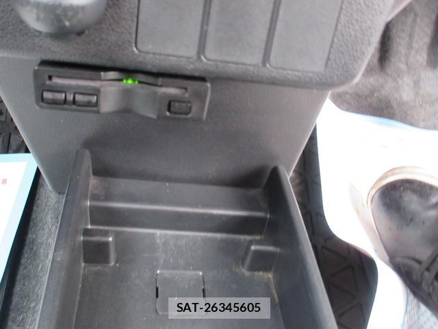 Daihatsu MIRA 2017-05 8373252-19