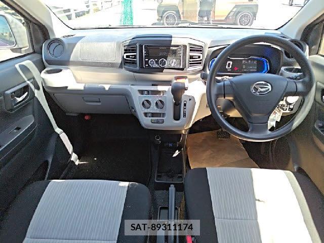Daihatsu MIRA 2017-10 8373379-2