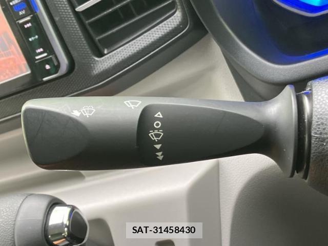 Daihatsu MIRA 2017-07 8374203-16