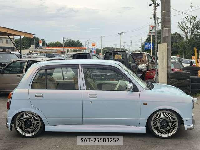 Daihatsu MIRA 2003-12 8373712-4