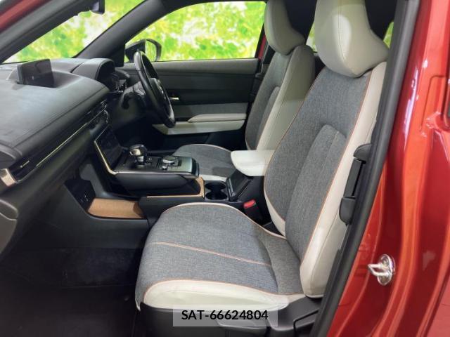 Mazda MX-30 2021-12 8374123-6