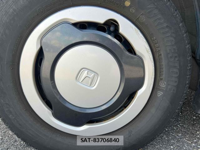 Honda N-VAN 2019-11 8372698-10