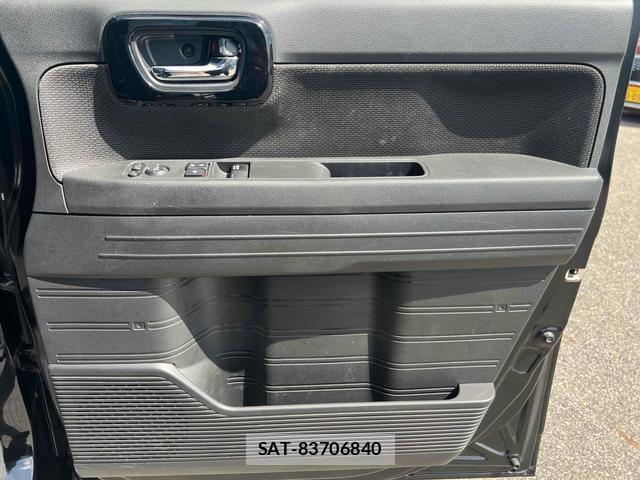 Honda N-VAN 2019-11 8372698-17
