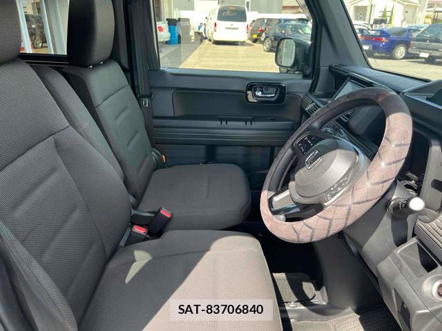 Honda N-VAN 2019-11 8372698-3