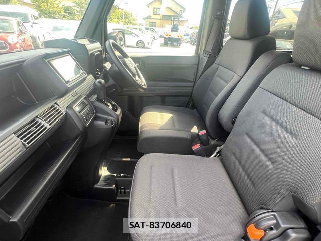 Honda N-VAN 2019-11 8372698-4