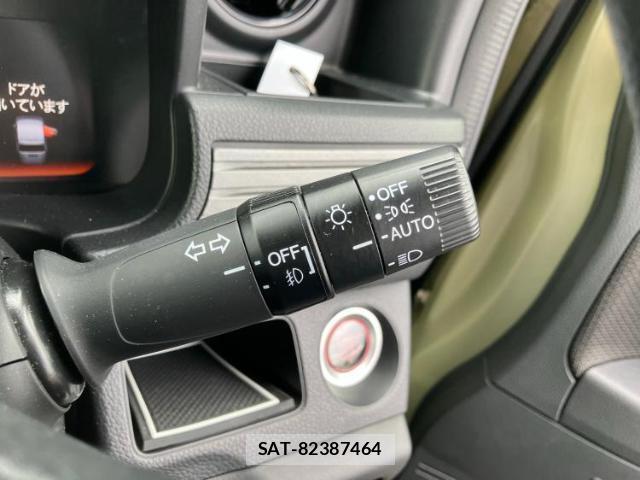 Honda N-VAN 2022-04 8372728-13