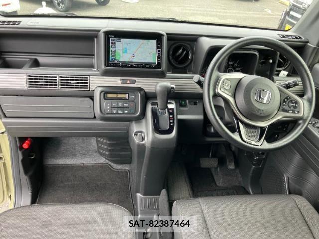 Honda N-VAN 2022-04 8372728-3