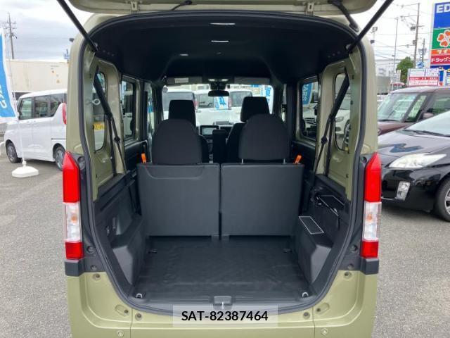 Honda N-VAN 2022-04 8372728-6