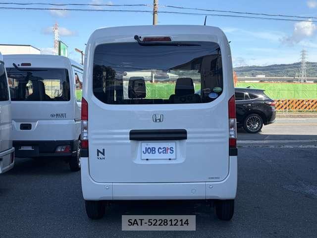 Honda N-VAN 2019-07 8373434-13