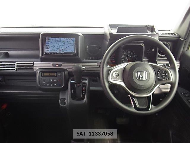Honda N-VAN 2019-06 8373930-1