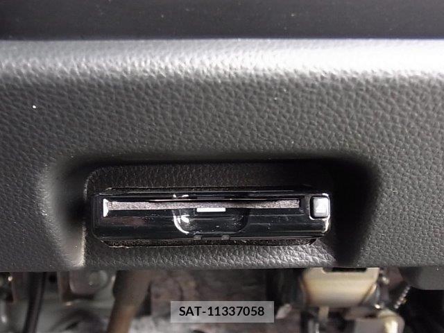 Honda N-VAN 2019-06 8373930-8
