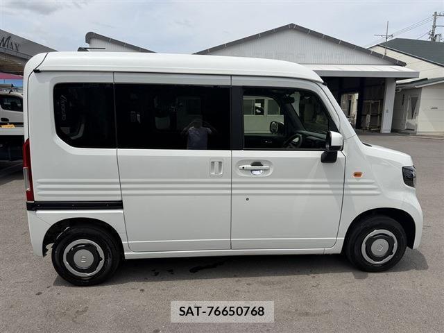 Honda N-VAN 2022-10 8373140-3