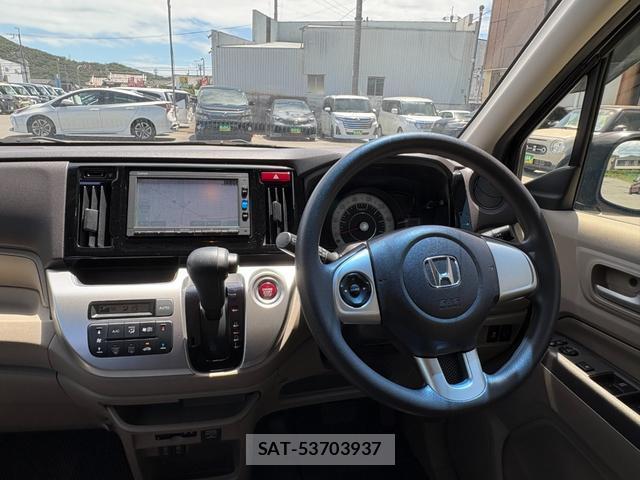 Honda N-WGN 2016-12 8372664-15